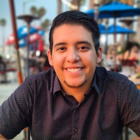 Michael Rivas Headshot